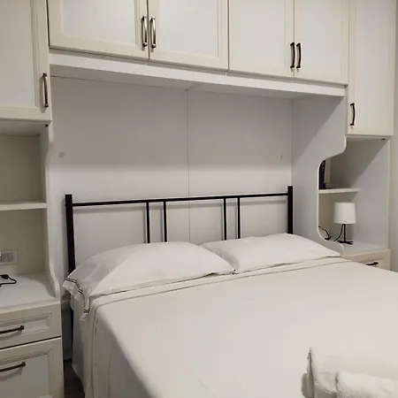 Al Parco Con Parcheggio Gratuito Apartmán